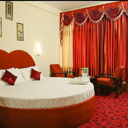 Mha Hotel Ever Green Manali Екстериор снимка