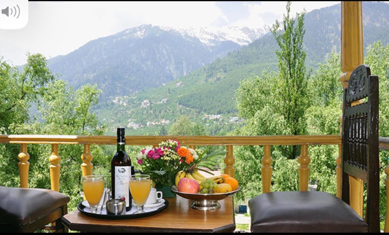 Mha Hotel Ever Green Manali Екстериор снимка